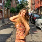 Malak Koura Instagram - 😂 الحرارة هنا ٤٠ شكلى جبت جو مصر معايا