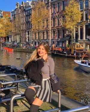 Malak Koura Instagram - Back in my favorite city 🍂 🖤