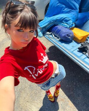Malina Weissman Instagram - 🫠☀️