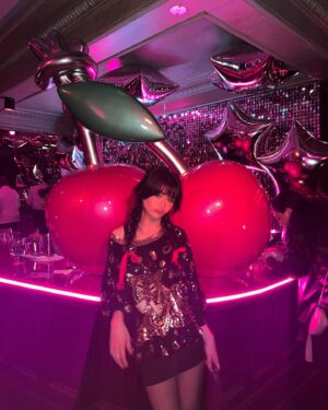 Malina Weissman Instagram - @marcjacobsfragrances 💋