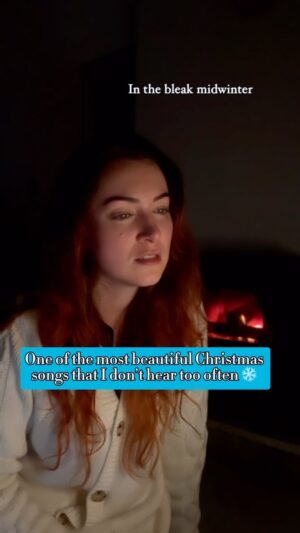 Malinda Kathleen Reese Instagram - Easily one of my favorites ❤️❄️ #inthebleakmidwinter #winter #christmas #carol #christmasmusic #siren #singer #reverb #ireland #fireplace #cozy