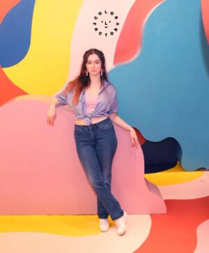 Malinda Kathleen Reese Instagram - serving 🌈  @colorfactoryco