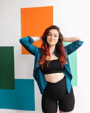 Malinda Kathleen Reese Instagram - Happy Valentines Day everyone!! Give yourself the biggest hug and thank that b**** for getting you through ❤️

📸 by @miaisabellaphotography