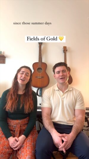 Malinda Kathleen Reese Instagram - One of our favorite songs 🌟 #fieldsofgold #sting #evacassidy #folk #irish #singer