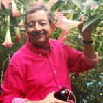 Mallika Dua Instagram - Happy Birthday to world ke best Papaji 🦁. Thank you for giving us what cannot be seen but only lived and felt, from within. With each passing year, I celebrate you far more than I mourn you. Each day I’m made more aware of how ordinary you made being extraordinary seem. Each time I meet you, I’m introduced to myself again. Yahi chal raha hai. Please come back for just one day so we can chat in Punjabi and laugh at everyone. Acha ok whenever I see you. Cheers to you paapu. Hope this year I manage to learn some Saraiki, sarcasm, simplicity and to sing my heart out in public. All you. Cheers!