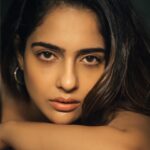 Malvi Malhotra Instagram - 🖤 HMUA — @hairandmakeupbypinks Styling — @roshnipandey__ @rucha___ Pc — @ychips — #malvimalhotra