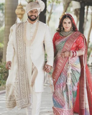 Mandy Takhar Instagram - Thank you everyone…… 
friends and Family for your love and Blessings and being present ❤️ 

Wedding planners ~ @celebwise.media @chaudhary_dishu01 @harmanpreetsingh1717 

Dressed by ~  Bride ~ @scarlet_by_shrutijamaal 
Groom ~ @houseofhandsomechd 
Jewellery by ~ @gujranwalajewellersbholushah 
@omsons_bridal_store 
Makeup and hair by ~ @inderkaurmakeup 
Photography by ~ @sushildhimanphotography 

#Mansh