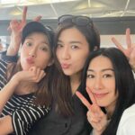 Mandy Wong Instagram - 我哋合體啦💋 我哋出發啦✈️ 我哋準備開show啦💕 我哋要跳舞啦💃🏻 我哋要大合唱啦😍 你哋準備好未呀…… @nwuuu @elaine_yiu @selenaleelalee @myoliemyolie #胡說八道去出show