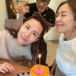 Mandy Wong Instagram - 同🐯嫂補祝生日，有人亂入🤣🤣🎂🎂 祝 @paisleyhu 繼續又靚又fit，同 @palsinn 繼續恩恩愛愛🤪