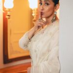 Manisha Koirala Instagram - Styled by - @sanamratansi Sr&Co Manager - @jaferalimunshi Team - @isshika.manan Outfit - @anitadongre Earring - @tribebyamrapali Ring - @sangeetaboochra Footwear - @houseofvian Intern - @aartiii_17 Make up - @tush_91 Hair - @hairbyykaushall 📸 - @devsphotographyofficial