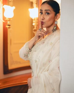 Manisha Koirala Instagram - Styled by - @sanamratansi 
Sr&Co Manager - @jaferalimunshi 
Team - @isshika.manan 
Outfit - @anitadongre 
Earring - @tribebyamrapali
Ring - @sangeetaboochra
Footwear - @houseofvian 
Intern - @aartiii_17 
Make up - @tush_91
Hair - @hairbyykaushall
📸 - @devsphotographyofficial