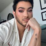 Manny MUA Instagram - bene-daddy 🩷 I am SO beyond proud to have been a benefit brow coach this year! I am truly amazed by the incredible talent in the top 24 and not only by their talent… but who they are as people! Such kind strong individuals with so much drive and passion! Thank you to team manny for being a DREAM to work with, i cannot wait to see where life takes you and know that I am here for you every step of the way! @bysssarah @wesleybenjamincarter @almariverabeauty @nessathinkz @somuchsimone @krystelpatino @sandijarquin @liv.reese you 8 are INCREDIBLE and i love you all! And huge congrats to @serenttaaa for winning!!!!! You slayed babe!!! - Thank you to @mikaylajmakeup and @patrickstarrr for being amazing co coaches and continuously pushing me to be the best coach I could be. Y’all…. we ate that UP 🥹❤️ - And of course thank you @benefitcosmetics for being such an incredible and inclusive brand who truly believes makeup is for everyone and anyone! I love you and the entire team and thank you for having me back for a second year in a row as a coach! It was an honor ❤️