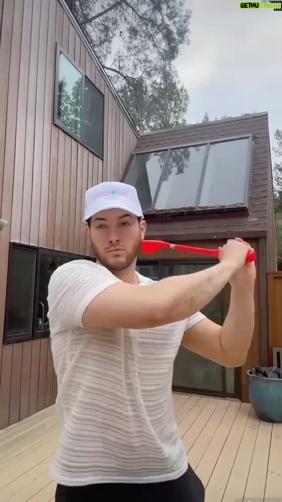 Manny MUA Instagram - FORE means balls are coming ⛳️
