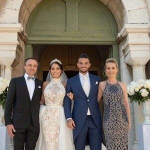 Manon Tanti Instagram - Love love love 🕊💍⛪️ #weddingvibes #j3 ( épisode disponible sur 6play )