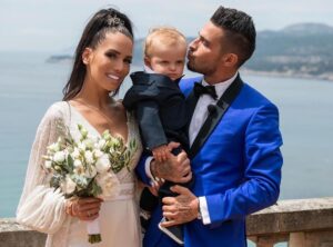 Manon Tanti Instagram - #tantifamily #day1 #justlovelove&love @julientantiplein @tiagotanti crédit photo @libre_comme_l_art