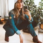 Manuela González Instagram - GP México, YA CASI NOS VEMOS! 🏎️🏁♥️ ¿Cual de estos looks @chevignon_ch es su favorito? Los leo!