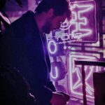 Manuela González Instagram - La noche de anoche, celebrando a las personas que día a día lo entregan todo y más, por sacar adelante los sueños del entretenimiento! Y celebrando además a nuestro hermoso @rodrigo_candamil quien Justo cumplió años! Y a eso súmele la buena vibra, la buena música, la luna llena, el celador en bici, el desmayado… @rodrigo_candamil @eltuto8 WHAT A NIGHT!!! Los quiero mucho!!!♥️ 📷 @eltuto8 👌🏻⚡️