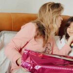 Manuela González Instagram - Dejo estos instantes para la posteridad… 💫 Instantes del amor más puro, Instantes auténticos, Instantes que hacen que absolutamente TODO valga la pena. Andrés, Pedro y Alma, que hermosura de día de la madre! ♥️🌈🙌🏻💫 LOS AMO!!!! ME HACEN TANNNN FELIZ! @andresvascomont #AlmaDeMiAlma #PedroMiHermoso