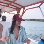 Manuela González Instagram - Un domingo muy feliz! Qué creen ustedes que pasó el la última foto? ♥️🌴🌺🌊🎬 #Barú #colombia