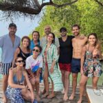 Manuela González Instagram - Un domingo muy feliz! Qué creen ustedes que pasó el la última foto? ♥️🌴🌺🌊🎬 #Barú #colombia