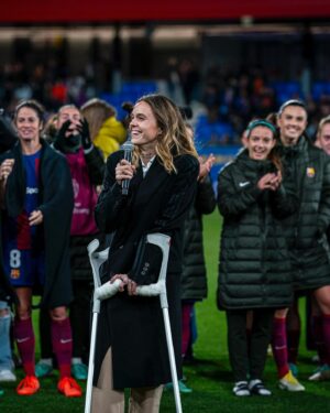 Mapi León Instagram - Muy feliz de continuar 2 añitos más en el club de mi corazón. 💙 MÉS QUE UN CLUB ❤️ 

Quería dar las gracias a todas las personas que han hecho posible este camino que tanto estoy disfrutando. Y por supuesto dar las gracias a todas las personas que se quedaron ayer, me lo pasé muy bien, sois los mejores. Y gracias culés porque me siento muy querida aquí. 💖 #Mapientrenadora #NopatiuÉsunaBrometa #mesqueunclub @fcbfemeni @uproconsulting