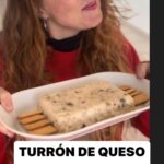 María Castro Instagram – TURRÓN DE QUESO Y FRUTOS SECOS!!!

240 g de queso brie
60g queso de untar
60g nata de montar

Lo derretimos en una olla a fuego lento

Mezclamos con los frutos secos que queramos… y todo lo triturados que deseemos (en mi caso bastante triturados, porque hay niñas en casa)

Y lo ponemos en un recipiente forrado con plástico o papel de horno… o mismo en un envase de un brick de leche cortado por la mitad.
Y a enfriar!!!!

Y está de muerte! En mi caso el truqui fue mezclarlo con arándano secos y pasas, para darle el toque dulce que tanto me gusta.