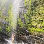 María Gracia Omegna Instagram - Un baño de cascada.