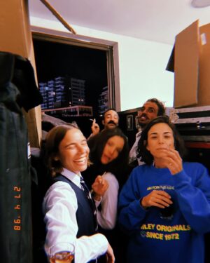 María Gracia Omegna Instagram - Con los cauros de la generación y sus últimos respiros.