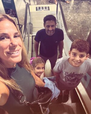 Marcela Baños Instagram - Jueves & Viernes 😇
con mis amores ❤️‍🔥❤️‍🔥❤️‍🔥

Es vida me encanta 🎶

#semanasanta 
#disfrutar #now