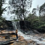 Marcela Fetter Instagram - Eu não tô um pouco apaixonada, eu tô MUITO apaixonada por Blue Mountains! A natureza é sempre surpreendente, a cada 10 minutos de trilha era um cenário completamente diferente e assim, cenário de FILME ENCANTADO! 🍂❤️