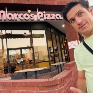 Marco Pigossi Instagram - 🤔
É na segunda que começa a dieta, né?!