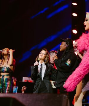 Maren Morris Instagram - Love rose up. 

Thank you Nashville, the gorgeous Queens and the LGBTQ  community for showing up last night. 

A HUGE thank you to @allisonrussellmusic , @aharnell   @nashvillehk for pulling off the unthinkable at Bridgestone. A lot of healing happened and it won’t be forgotten. 🏳️‍🌈🏳️‍⚧️