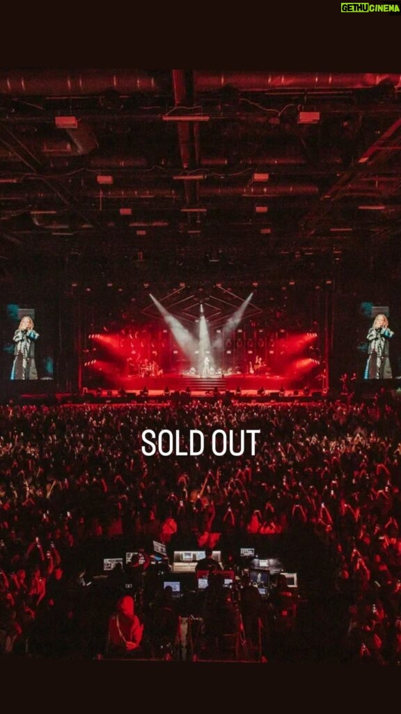 Margarita Gerasimovich Instagram - Ну вот и всё… До концерта в Стадиуме 5 дней. У нас полнейший SOLD OUT, 7000 билетов продано. Больше эта площадка физически вместить не может. Счастлива ❤️‍🩹❤️‍🩹❤️‍🩹 Кто не успел купить и сильно расстроился - отзовитесь в комментах, мы кое-что придумали для вас. С остальными встретимся 7 октября 🐋🐋🐋 Ох, что будет 🔥 *принимаем поздравления