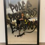 Maria Bopp Instagram - No dia que fez um mês da invasão dos terroristas nas nossas instituições democráticas, eu estive no Palácio do Planalto. Ontem fizemos um primeiro encontro de artistas e influenciadores com Lula pra discutirmos, principalmente, a importância da comunicação do governo nos próximos quatro anos. Falamos como nós, apoiadores do Lula e que temos um alcance grande nas redes, podemos ser pontes para que todas as ações realizadas pelo governo cheguem de fato na população - sendo a maior dificuldade, ainda, o combate às fake news. A real é que a gente não deve deixar a disposição pra conversar com quem pensa diferente da gente só em época de campanha. O “vira-voto” tem que ser todo dia. É cansativo, mas é necessário e ontem foi um dia tão lindo que eu saí com muito gás. Tô pensando numas ideias do que fazer pra deixar essa ponte governo-população mais acessível. Vou tentar estruturar isso melhor e conto pra vcs. Obrigada, @janjalula maravilhosa pelo convite, e obrigada a todos pela troca inspiradora de ontem. Bora nois ♥️