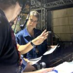 Maria Bopp Instagram - Além do set de filmagem, cada vez mais faz parte do meu trabalho de atriz participar de eventos, dar entrevistas, ser mestre de cerimônias, fazer locuções e dublagens… amo tudo isso, mas muitas vezes também fico MUITO nervosa. A tensão de gravações ao vivo é braba 😮‍💨 Por isso eu só saio de casa depois de passar Rexona Clinical, que é o melhor antitranspirante em aerosol do mercado. Assim, eu fico protegida e me sinto tranquila pra só focar naquilo que importa. 🤍