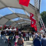 Maria Bopp Instagram - 4ª edição da Feira Nacional da Reforma Agrária. Muita comida boa, produtos orgânicos, fitoterápicos, música, céu azul, gente linda e de esquerda. Dia maravilhoso ♥️