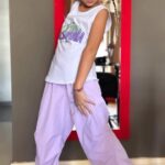 Maria Fernanda Callejón Instagram – EL LOOK 💜
que eligió Gio para hoy⬇️
@santaisabellaindumentaria 
@santaisabella_sanjusto 
@santaisabella_laferrere 
para seguir bailando y aprendiendo…
INTENSIVO @emirabdulgani 
En … @estudiothepark