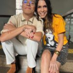 Maria Gadú Instagram - a relação que Maria Gadú tem com a música se confunde com sua visão de mundo. com o seu encantamento, interesse e luta pela natureza, pelo meio ambiente, pelas pessoas. Gadú faz a diferença, faz a revolução. e a gente aprende mto com ela. esse respeito com a humanidade transborda quando ela canta, quando está no palco, com sua voz inigualável e parcerias especiais. que felicidade em receber essa artista única que é @mariagadu “Minha Canção Maria Gadú” hoje, às 17h na @radioeldorado no podcast no Youtube #MinhaCanção #MariaGadu 🎥 @framing_gabriel