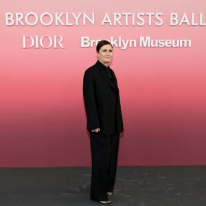 Maria Grazia Chiuri Instagram - I’m happy to be in Brooklyn tonight to support the @BrooklynMuseum Artists Ball with @Dior.
I am honoured to be one of this year’s event co-chairs and to share the responsibility of supporting this incredible cultural institution, the Brooklyn Museum and this year’s honoree, Titus Kaphar.
It is an immense pleasure to renew this relationship and to be here tonight to celebrate the arts and their power to inspire change. 
A big thank you to @AnnePasternak for making this evening possible, to @littlesimz for an incredible performance in custom @dior and to the beautiful women at our table for their time and support.