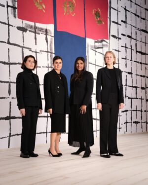 Maria Grazia Chiuri Instagram - Our last Haute-Couture Spring-Summer 2024 collection brought to light the incommensurable cultural value of the relationship between fabrics and their aura.
Once again, thank you to Karishma and to the Chanakya School of Craft for continuously realizing our shared vision for the show space, the fruit of the collective work of women and to Paola Ugolini and Maria Alicata for curating the beautiful artist installation.
Picture by @laurasciacovelli