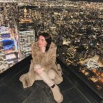 Mariana Botas Instagram - The city that never sleeps 🌃… @edgenyc @nyctourism . . . #nyc #citythatneversleeps #newyork #travel #lights #lifestyle #edgenyc #night #nightlife