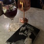 Mariana Botas Instagram - Así la vida…🌻🖼️🍷🐴