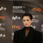 Mariana Di Girolamo Instagram - Ayer tuvimos el estreno mundial de “Los Impactados” de @lucia.puenzo en Horizontes Latinos de @sansebastianfes 🇪🇸 A sala llena junto al público por primera vez, muy muy emocionante les diré. #Glam @ivangomez @chanel.beauty @veroluna.makeup #Estilismo @_freddyalonso #Wearing @givenchy #Uñas @espacio.teodora