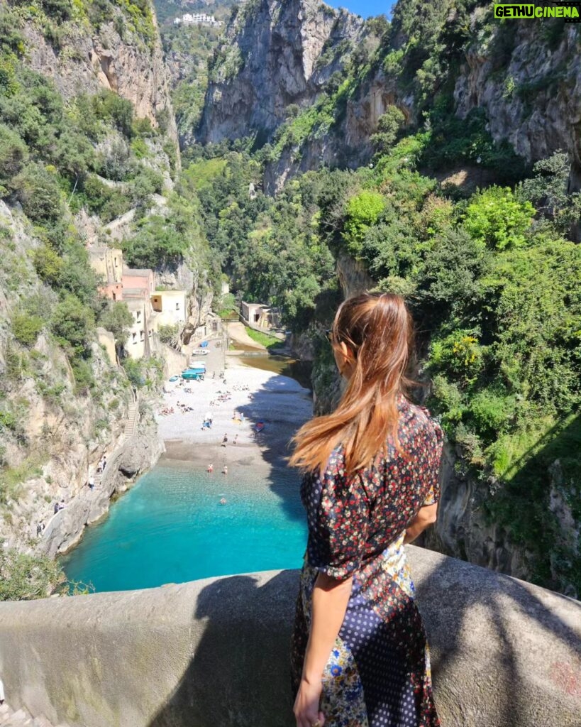 Mariana Monteiro Instagram - Paradiso 🇮🇹✔️ Para voltar e voltar 👣 #italia #amalficoast