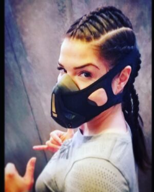 Marie Avgeropoulos Instagram - BTS on #the100 when Octavia wore a mask . Marie does too ! Mask up and protect yourselves and others my friends. Yup, just referred to myself in the third person . #wearamask #masks #duh