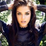 Marie Avgeropoulos Instagram - 🐝beehive snaps w/ buzzing around my brain. Stay *bumble my friends🐝 Photo @tizianolugli Makeup @novakaplan Hair @hairbyruslan Stylist @brvndo Photo assist @stevebuscemieyez Styling assist @art.hunterr @charlottelubert #the100 #photography #thankyou #bees