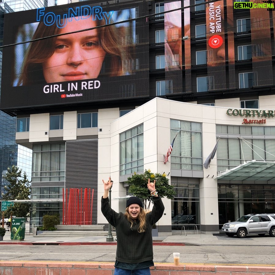 Marie Ulven Ringheim Instagram - world in RED !! @youtubemusic