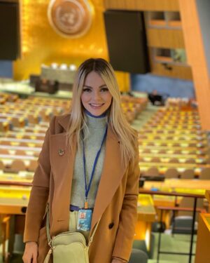 Mariluz Bermúdez Instagram - No quiero dejar pasar más tiempo para contarles de esta maravillosa aventura de ser embajadora ante las @nacionesunidas de una hermosa fundación llamada @unspokensmiles que lleva esperanza y alegría a muchos países y ahora tiene muchos proyectos para Costa Rica de la mano de su fundador @jeanpaullaurent con quien estoy muy agradecida por hacerme parte de este maravilloso proyecto donde vamos a ayudar a millones de personas pero sobre todo niños! Así que espero todo el que vea este post pueda sumarse a esta linda causa!