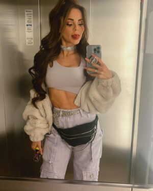 Mariluz Bermúdez Instagram - Gracias noviembre por tanto! 💐✨🫶🏻🤗