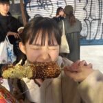 Marina Nagasawa Instagram - とにかく食べて飲んだ夜市🇹🇼 締めのラーメンまで完璧だった🍜 めちゃくちゃ楽しかったなぁ またみんなで行きたい🥰🥰 ストゼロ辞めているけど旅行はOKのマイルール🙆‍♀️笑 #士林夜市 #台湾 #我愛台灣 #我愛妳